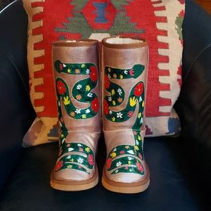UGG Tall Boots Sz 7 Handpainted